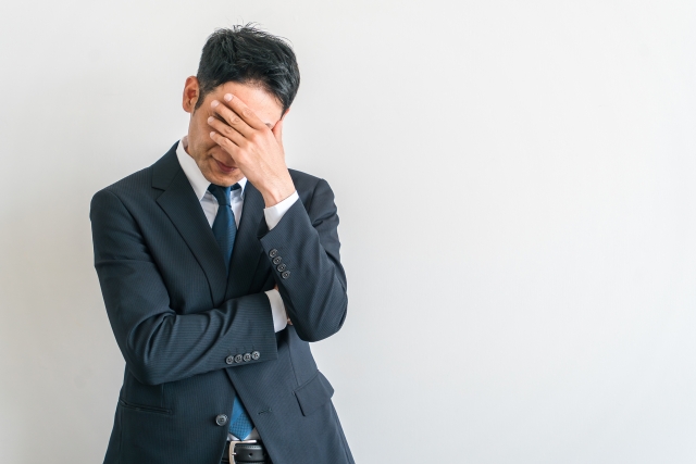 ストレスに悩む会社員